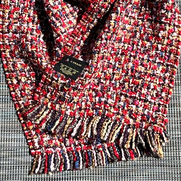 V Fraas Acrylic Women’s Scarf Good Condition - Picture 4 of 6